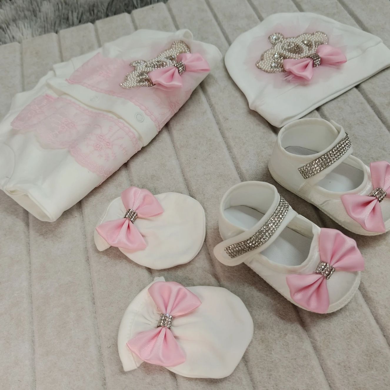 Hoşgeldiniz Ev Bebek Romper El - Baby Nursery Outfits incelemesi ve fiyatı